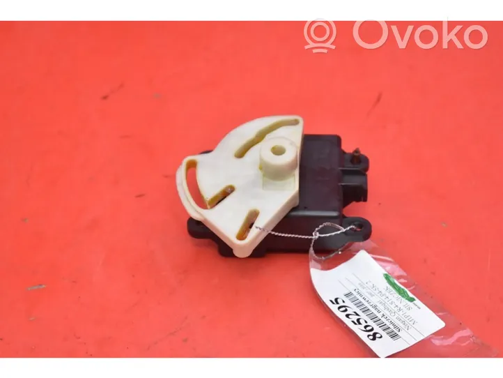 Nissan Qashqai Moteur / actionneur de volet de climatisation 3K01030840