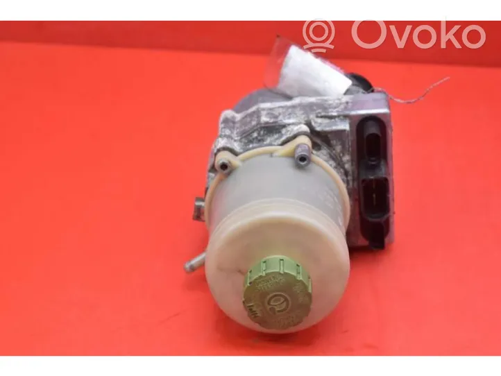 Skoda Fabia Mk1 (6Y) Power steering pump SKODA