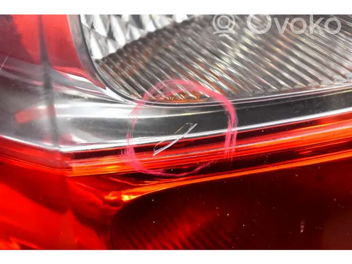 Honda Civic Aizmugurējais lukturis virsbūvē 4982