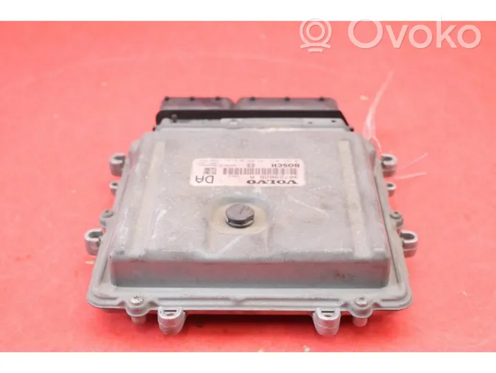 Volvo V70 Блок управления двигателем ECU 30729826A