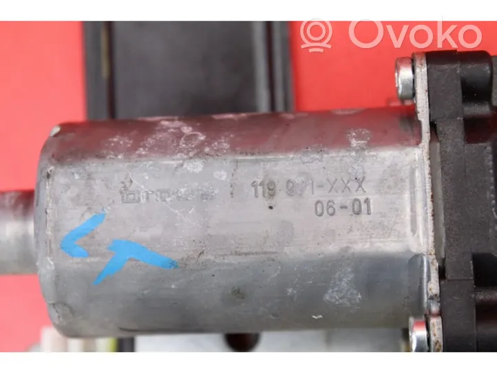Volvo V70 Elektryczny podnośnik szyby drzwi tylnych 119971-XXX