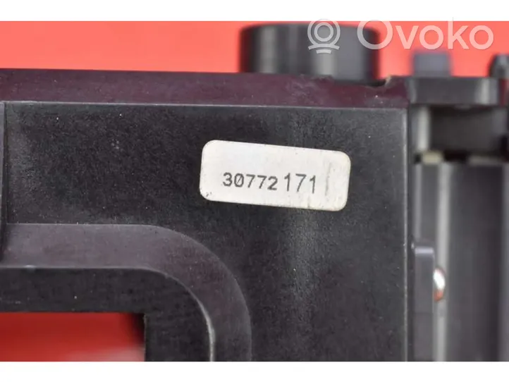 Volvo V70 Inne przełączniki i przyciski 30772171