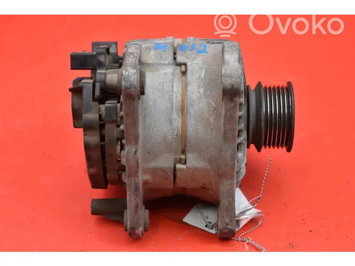 Volkswagen Golf IV Generator/alternator 00M145225