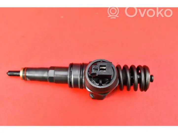 Volkswagen Polo IV 9N3 Injecteur de carburant 038130073BN