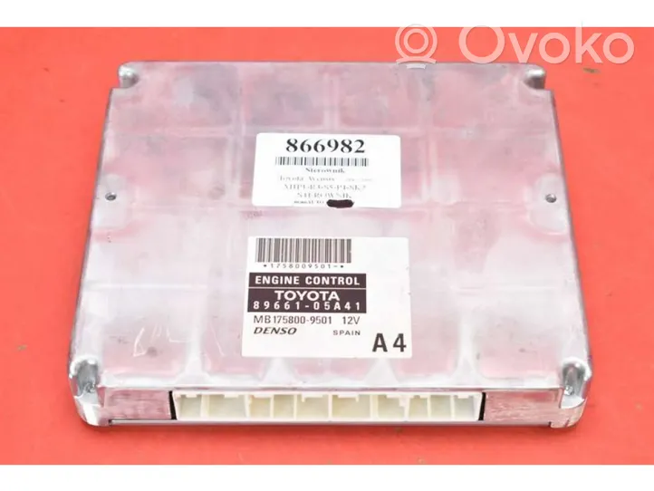 Toyota Avensis Verso Centralina/modulo motore ECU 89661-05A41