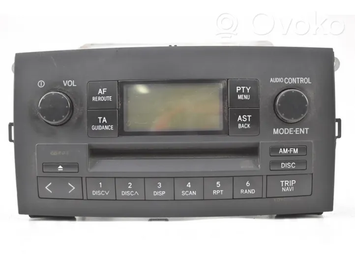 Toyota Corolla Verso E121 Panel / Radioodtwarzacz CD/DVD/GPS 86120-13060-B0