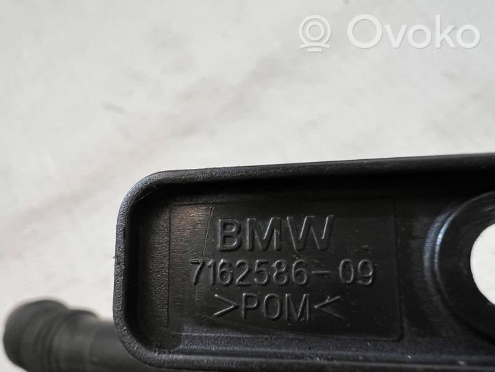 BMW X5 E70 Rura / Wąż dolotowy powietrza turbiny 