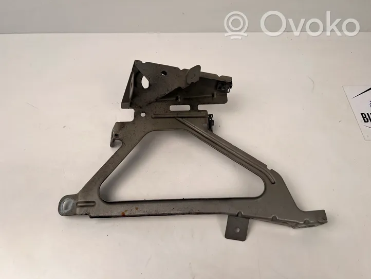 BMW X3 F25 Fender mounting bracket 