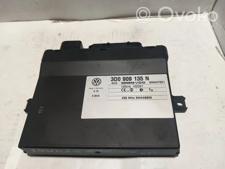 Volkswagen Touareg I Other control units/modules 3D0909135N