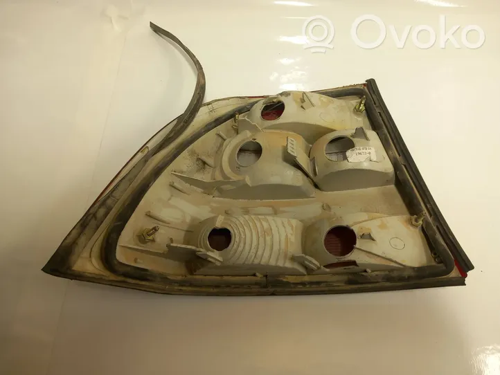 Opel Vectra B Lampa tylna 000202