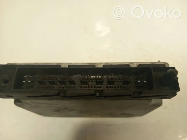 Volvo S80 Unité de commande, module ECU de moteur 000001