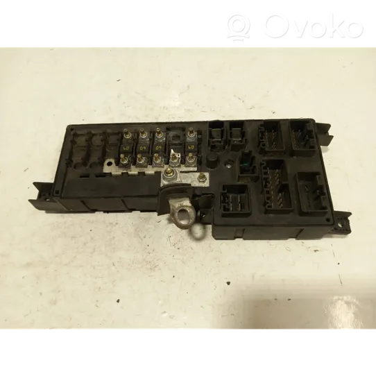 Volvo XC90 Sulakemoduuli 8678449