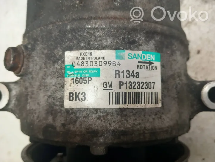 Opel Insignia A Kompresor / Sprężarka klimatyzacji A/C P13232307