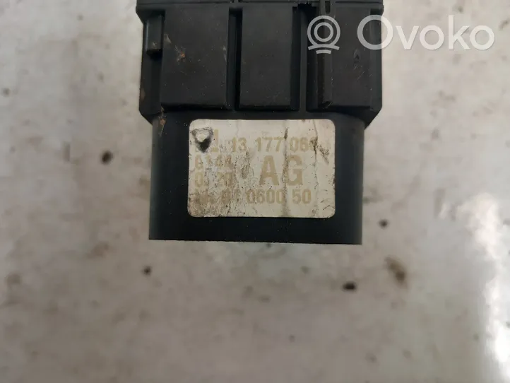 Opel Vectra C Light switch 13177066