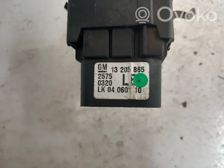 Opel Zafira B Light switch 13205865