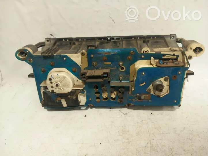 Audi 80 90 S2 B4 Tachimetro (quadro strumenti) 81117331