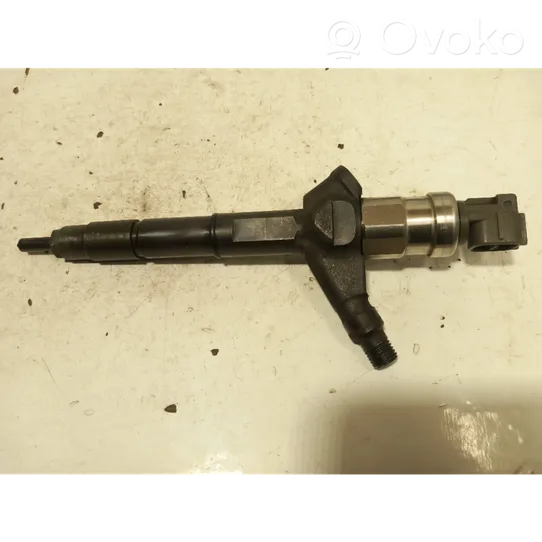 Nissan Primera Injecteur de carburant 16600AU600