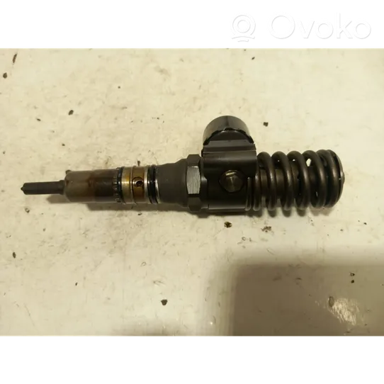 Audi A4 S4 B7 8E 8H Fuel injector 03g130073g