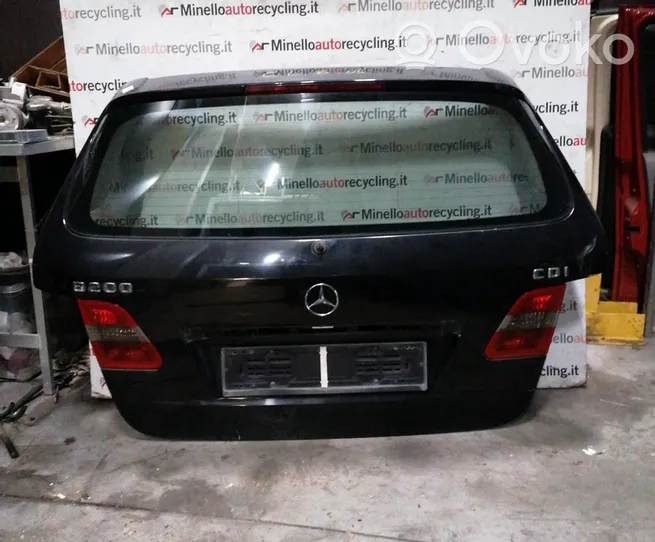 Mercedes-Benz B W245 Takaluukun/tavaratilan kansi A1697401305