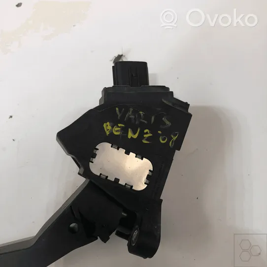 Toyota Yaris Gaspedal 781100D011