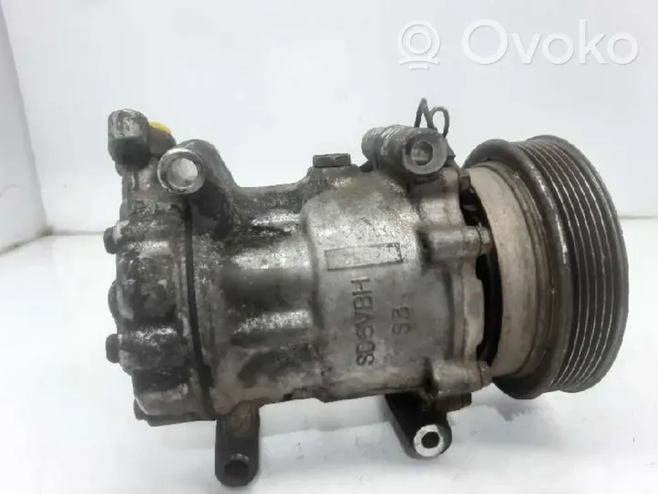 Nissan Kubistar Compressore aria condizionata (A/C) (pompa) 8200600117