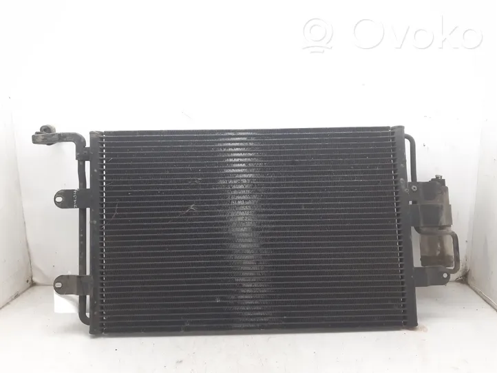 Volkswagen Bora Radiateur condenseur de climatisation 1J0820413