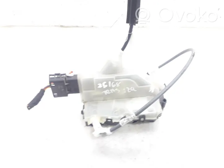 Opel Grandland X Rear door lock 03647569