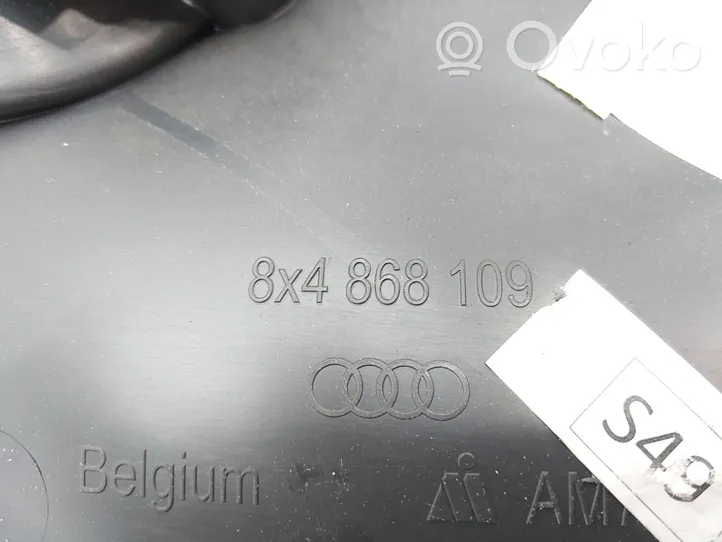 Audi A1 Rivestimento del pannello della portiera anteriore 8X4868109
