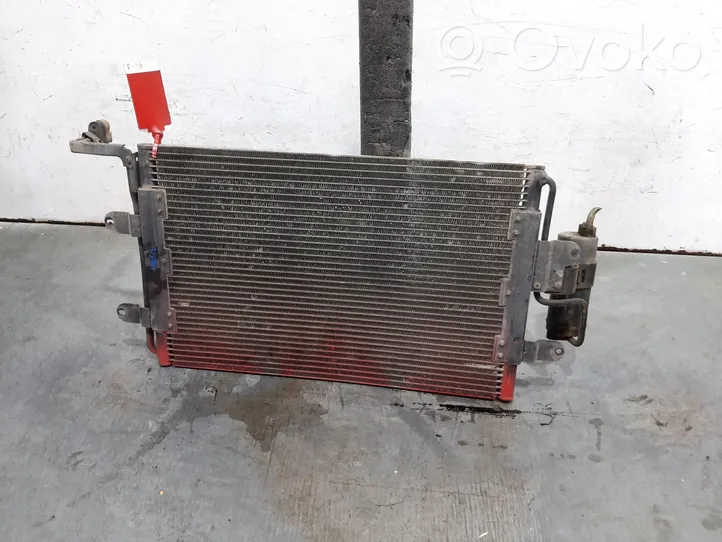 Volkswagen Golf IV Radiateur condenseur de climatisation 1J0820411B