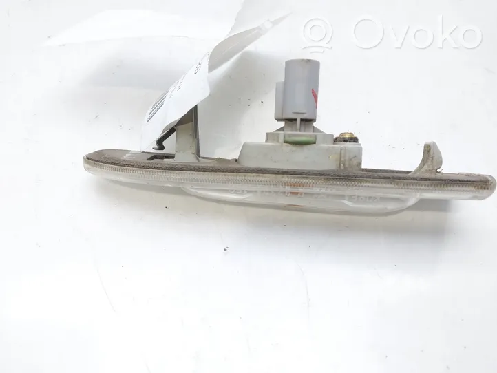 Hyundai Accent Indicatore di direzione del parafango anteriore 9230325500