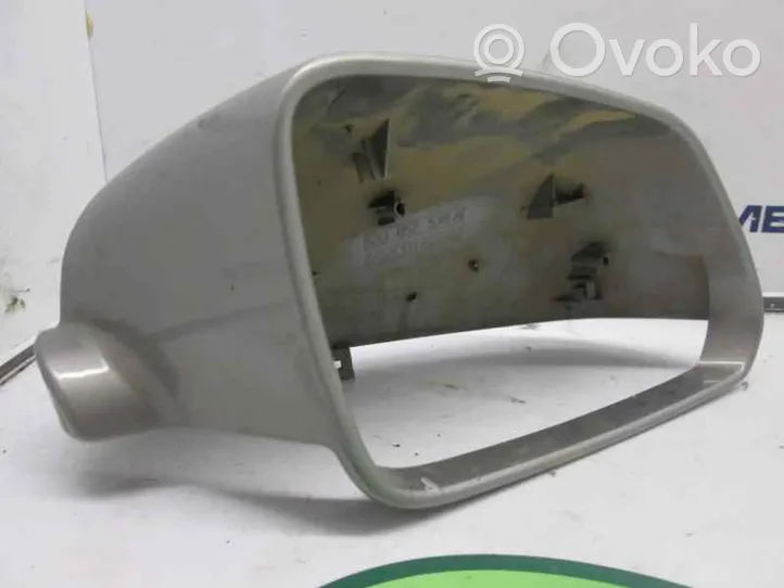 Skoda Octavia Mk2 (1Z) Parte dello specchietto retrovisore della portiera anteriore 1Z0857538A
