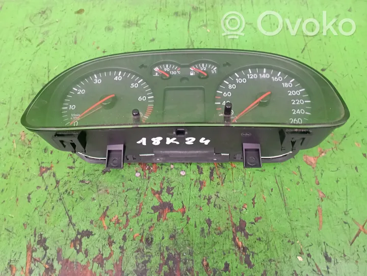 Volkswagen Bora Compteur de vitesse tableau de bord 