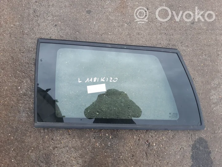 Opel Astra F Rear vent window glass 