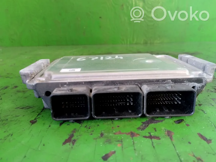 Renault Megane II Komputer / Sterownik ECU silnika 8200705747