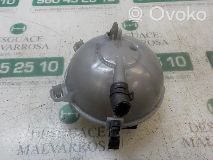 Skoda Octavia Mk3 (5E) Vase d'expansion de carburant 5Q0121407G