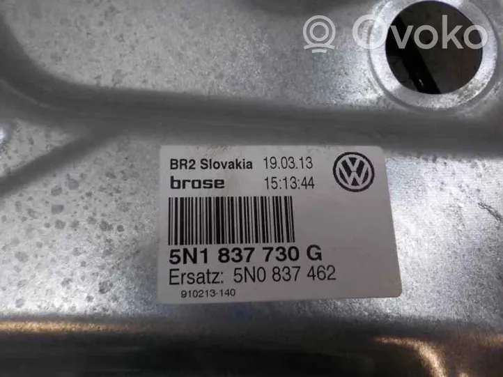 Volkswagen Tiguan Podnośnik szyby drzwi z silniczkiem 5N0837462