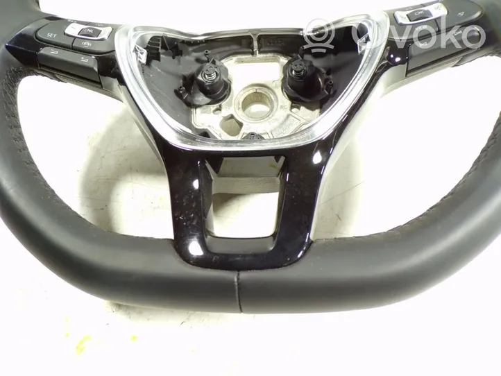 Volkswagen Touran III Steering wheel 5TA419091AHE74