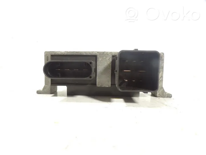 Opel Movano B Glow plug pre-heat relay 93168361