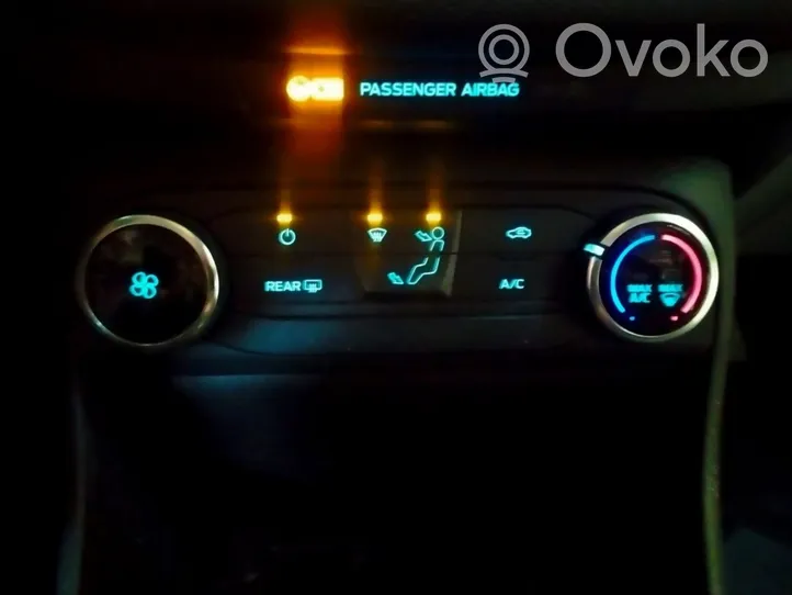 Ford Fiesta Module unité de contrôle climatisation 2592199
