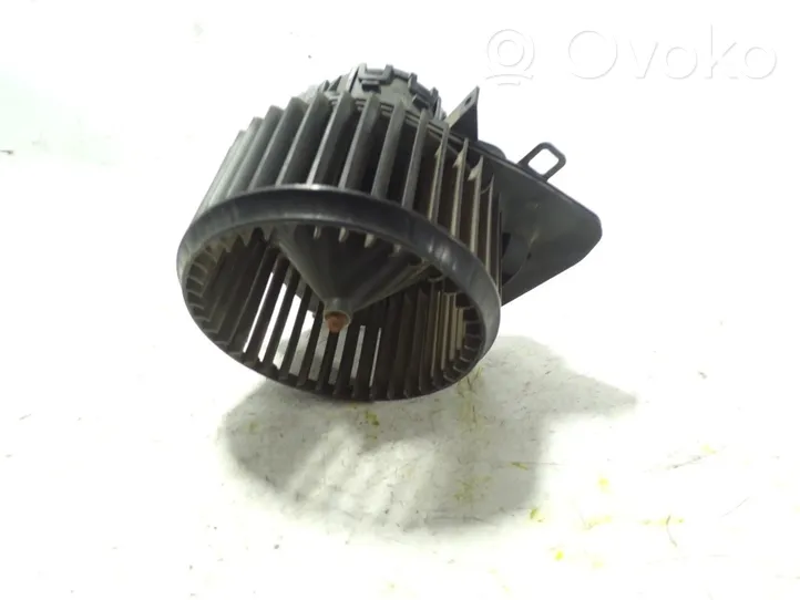 Volkswagen Transporter - Caravelle T6 Ventola riscaldamento/ventilatore abitacolo 7E1820021B