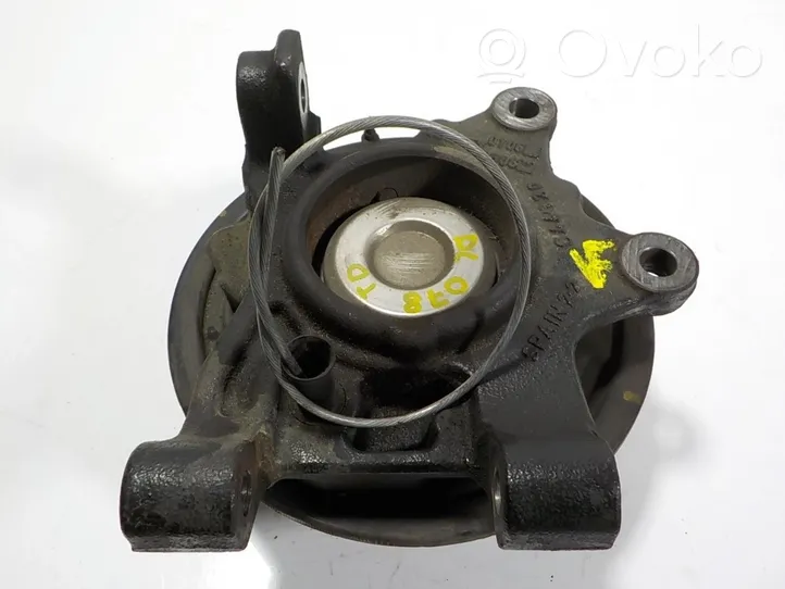 Mercedes-Benz Vito Viano W447 Pivot de moyeu arrière A4473505800