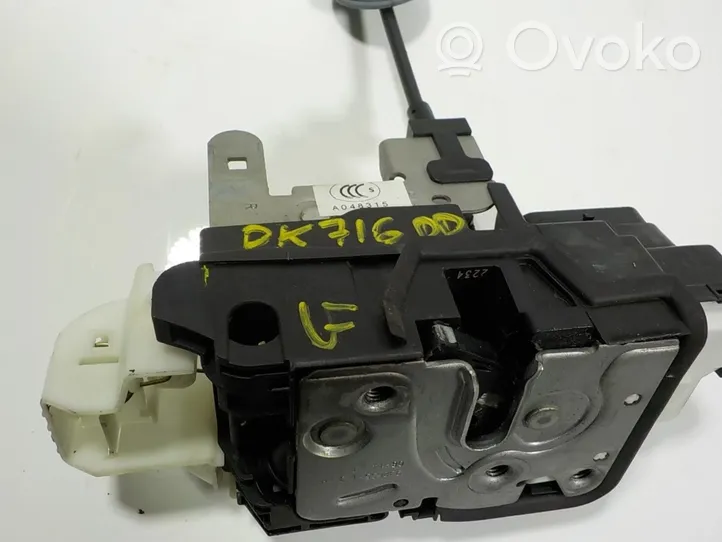 Volvo V40 Serratura portiera anteriore 31391823