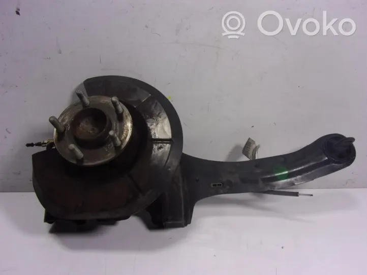 Volvo C30 Pivot de moyeu arrière 30736775