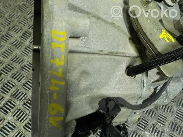 Renault Latitude (L70) Mechaninė 5 pavarų dėžė 7701477811