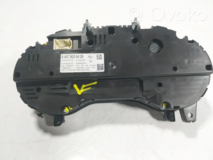 Mercedes-Benz Vito Viano W447 Tachimetro (quadro strumenti) A4479006408