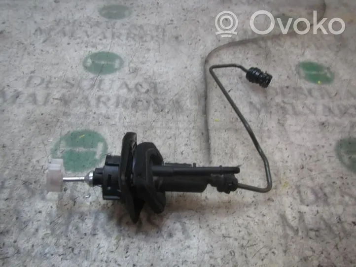 Ford C-MAX II Clutch master cylinder 1863548