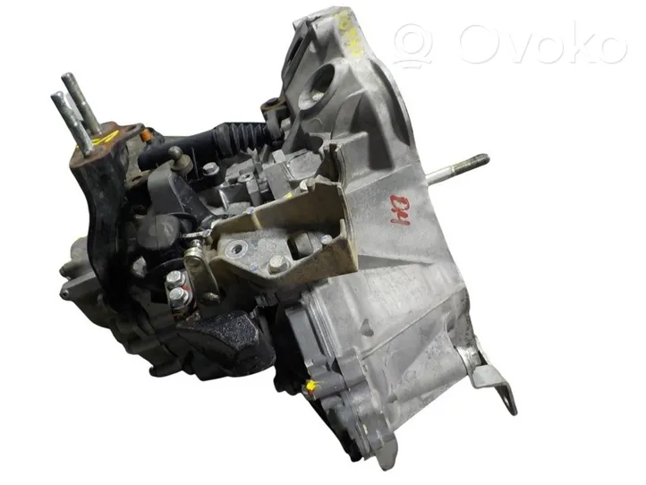 Opel Combo D Manual 5 speed gearbox 55243551