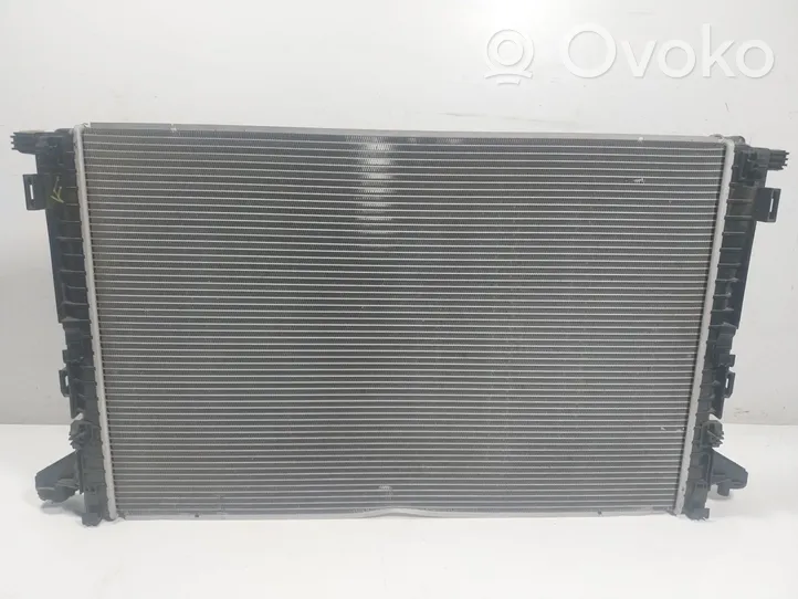 Audi Q7 4M Radiateur de refroidissement 8W0121251AB