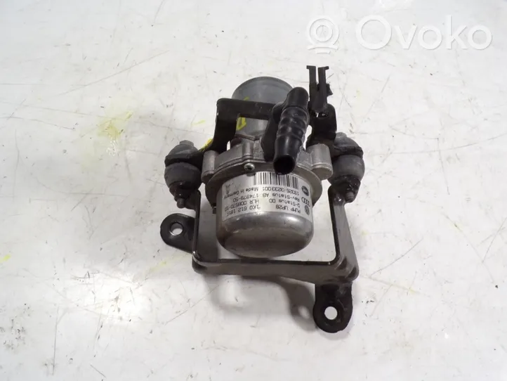 Audi Q2 - Pompa podciśnienia / Vacum 1K0612181F