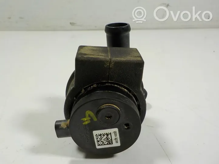 Seat Leon IV Pompe à eau de liquide de refroidissement 2Q0965567